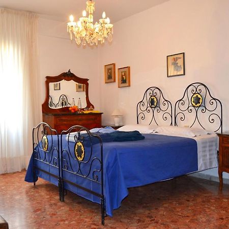 A B C Bologna In B&B Zimmer foto